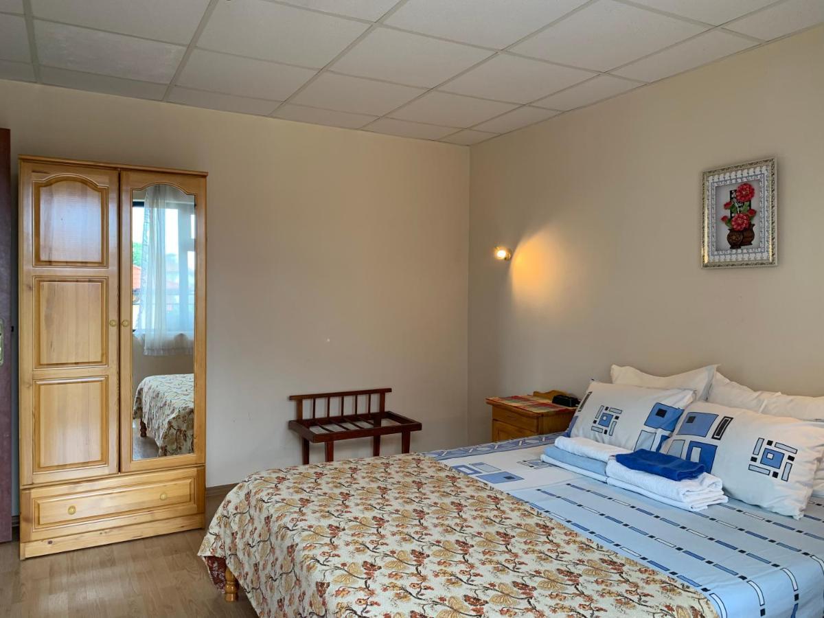 אובזור Guest House “Olesya” מראה חיצוני תמונה